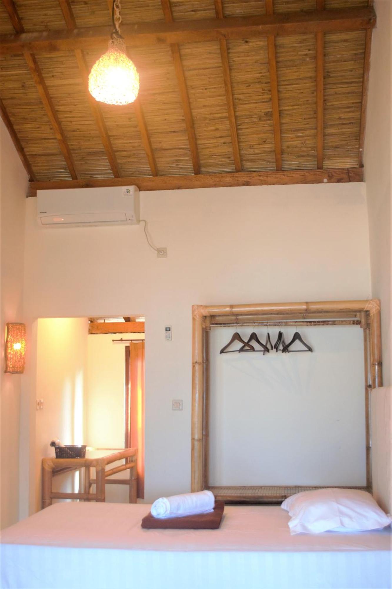 Alden Beach House Sekotong Exterior foto