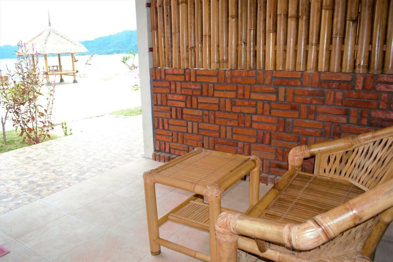 Alden Beach House Sekotong Exterior foto